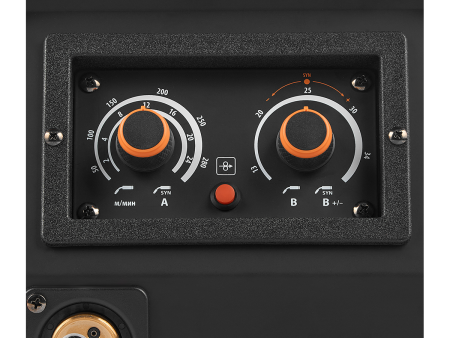 Сварочный инвертор Сварог Pro Smart MIG 300 (N253S)